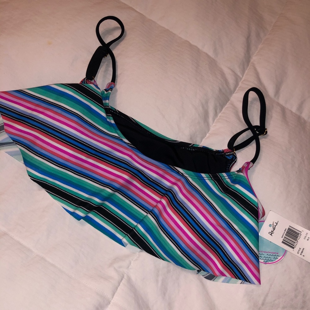 Bikini - Picture 2 of 3